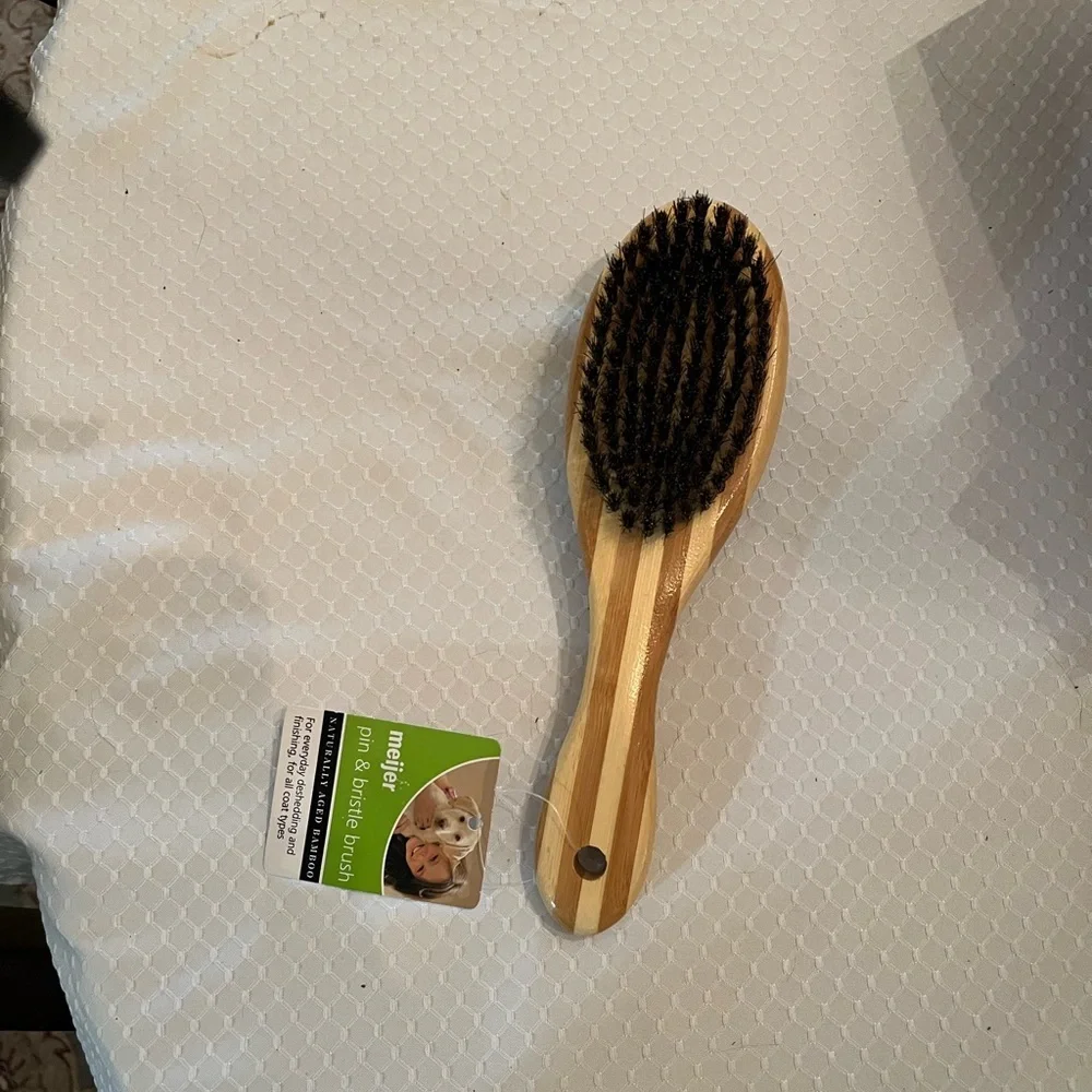 10 and bristle dog brush nwt
